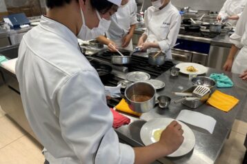【授業レポート】フランス料理高度調理実習I～振り返り②～
