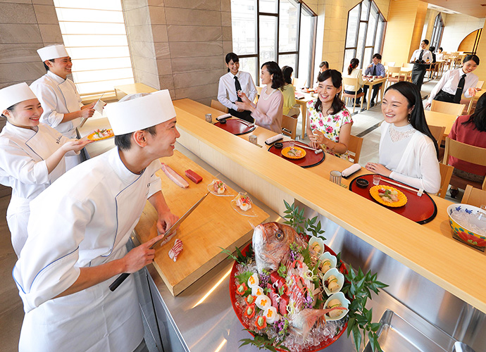 京会席でお客様をおもてなし。和食・日本料理上級科　学生レストラン